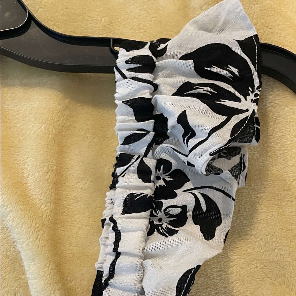Draper James Black and Cream Floral Midi Dress - Picture 4 of 8